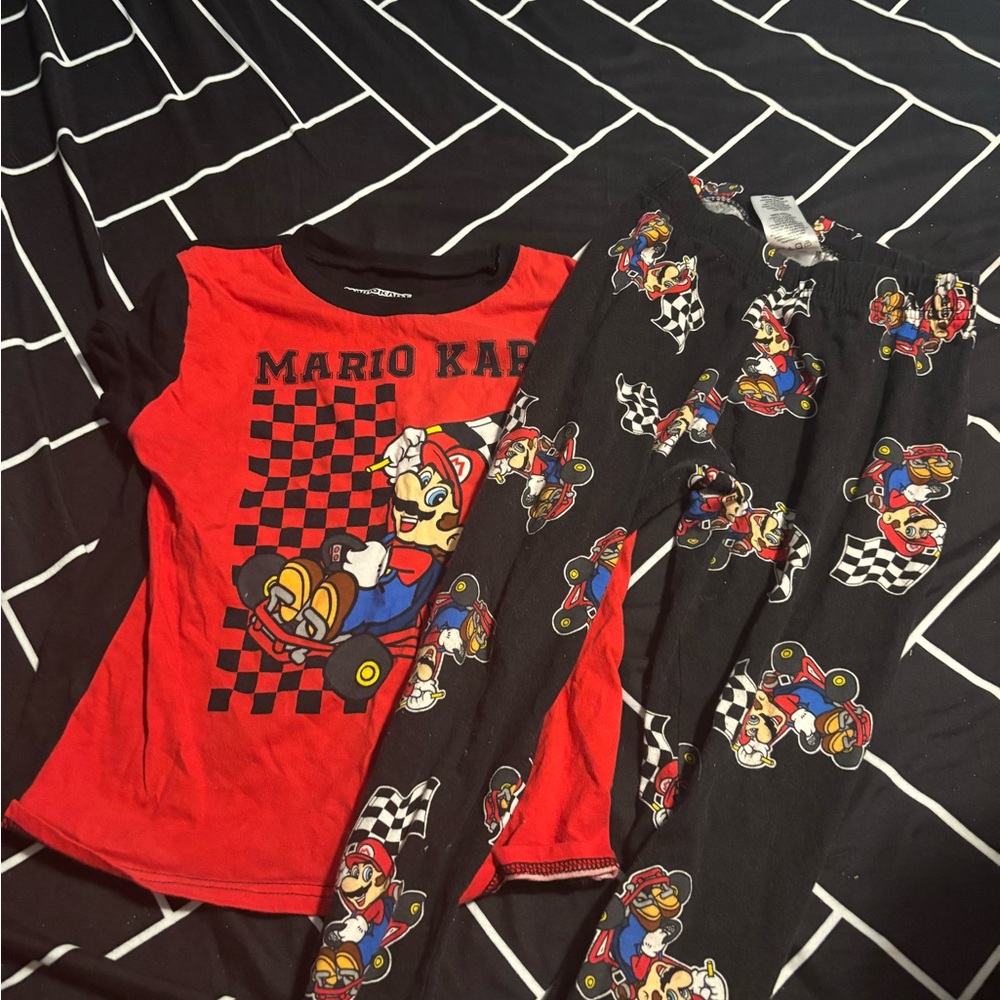 Nintendo Mario Kart Red and Black Kids Tee